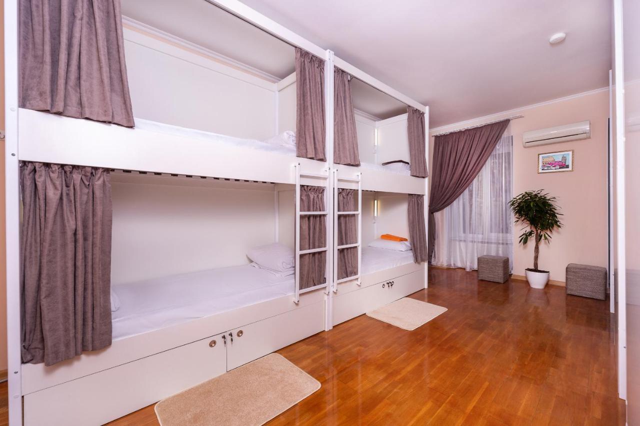 Хостел Friends House Odessa Buitenkant foto